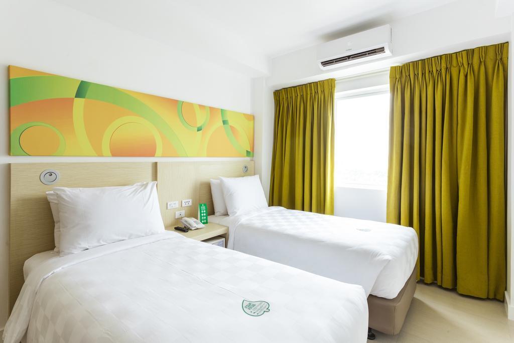 Go Hotels Cubao Quezon City Dış mekan fotoğraf